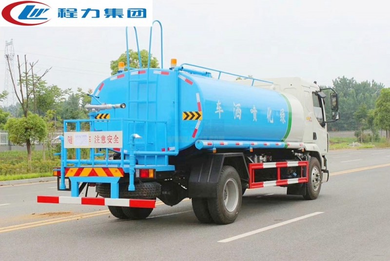 東風(fēng)柳汽12方灑水車
