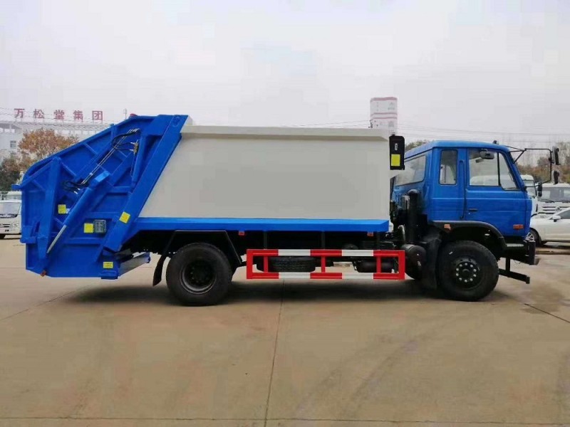 東風153G壓縮垃圾車(10-14方)