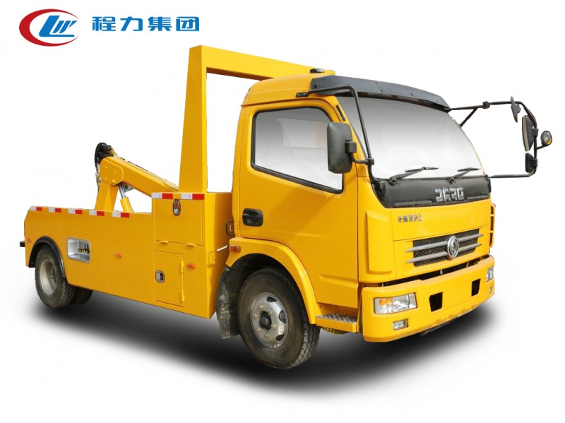 東風(fēng)大多利卡一拖一清障車(chē)