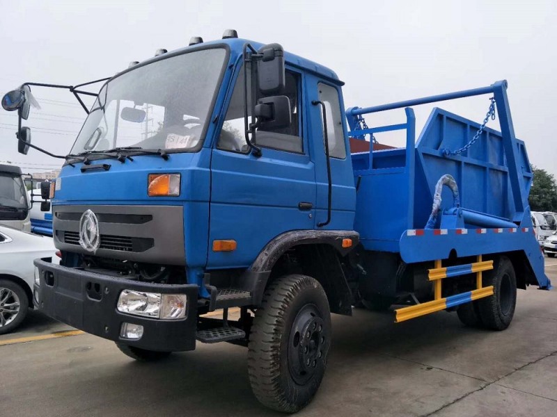 東風(fēng)145(8-110方)擺臂垃圾車