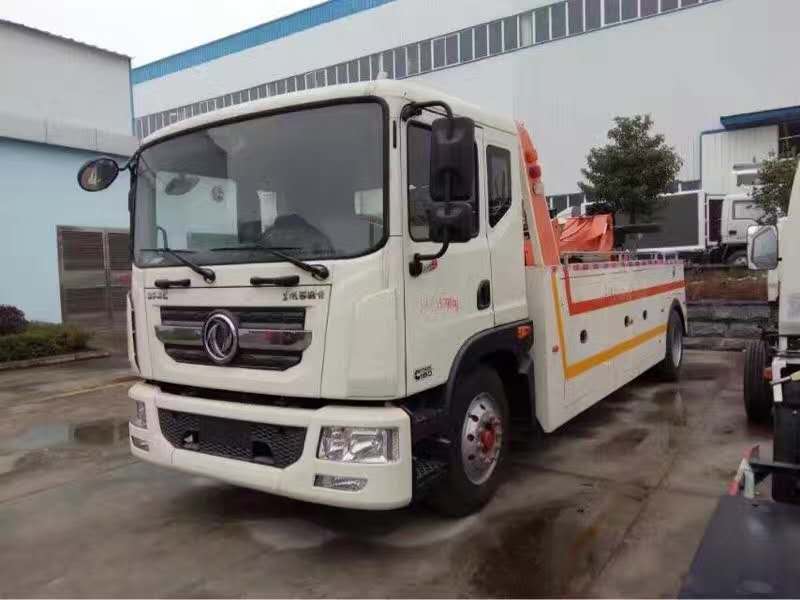 東風(fēng)D9多利卡一拖一清障車