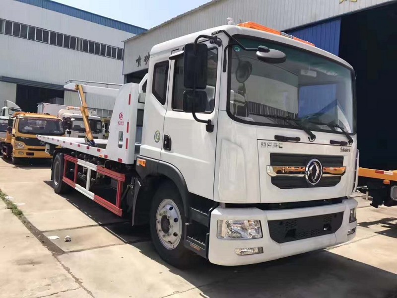 東風D9一拖三清障車