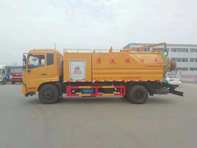 天錦清洗12方吸污車(chē)