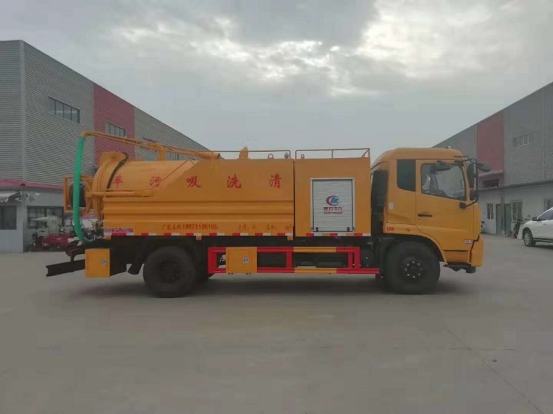 天錦清洗12方吸污車(chē)