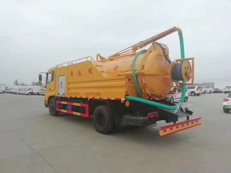 天錦清洗12方吸污車(chē)