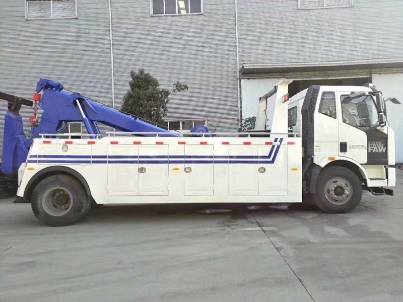 解放單橋拖吊聯體(一托一)清障車