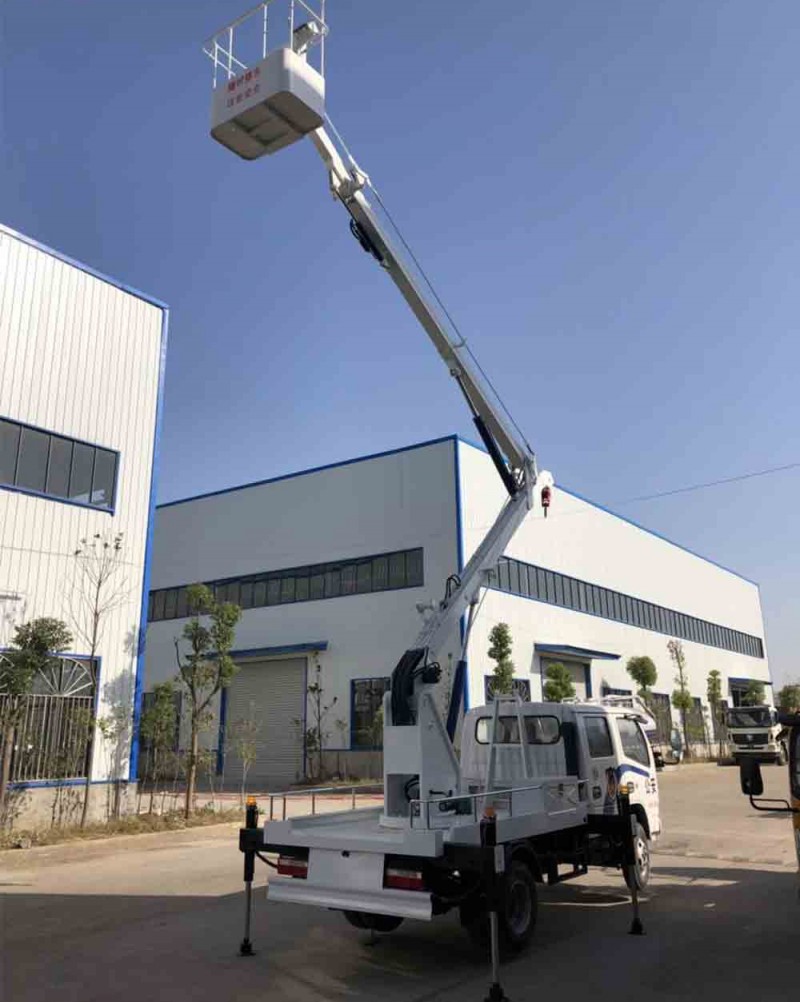 東風多利卡雙排12米藍牌高空作業車 東風多利卡雙排12米藍牌高空作業車圖片